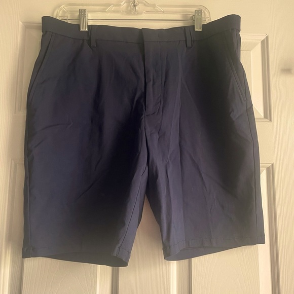 Jos. A Bank Shorts - Size 36 - Picture 1 of 4